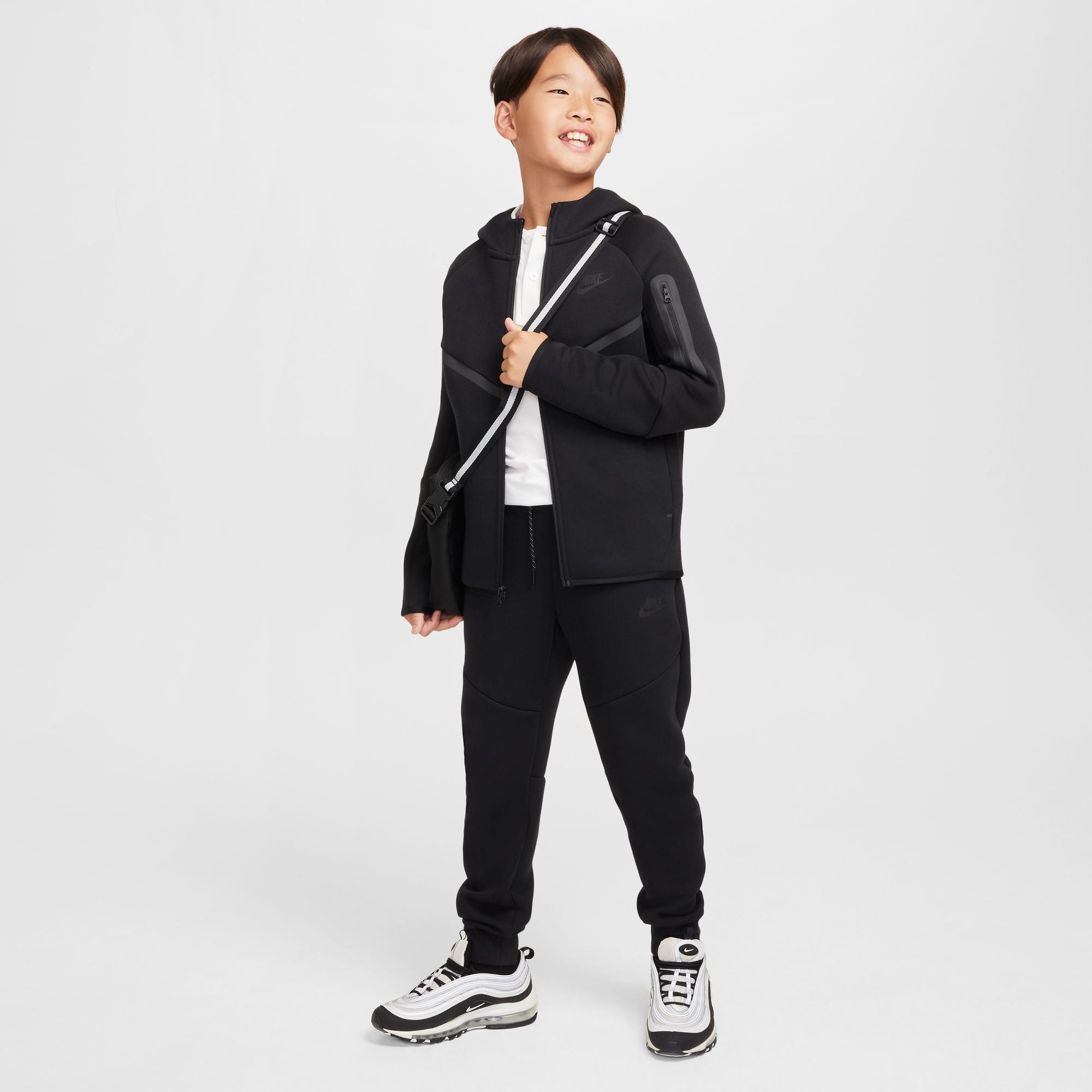 Kids streetwear collection image